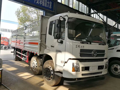 天錦8.6米(15.6噸)氣瓶車(chē)