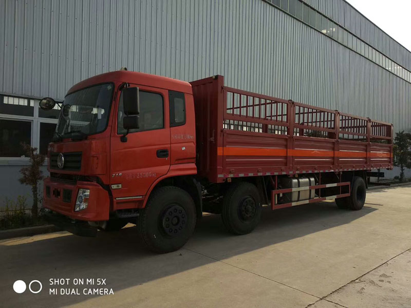 東風(fēng)9.5米(15.3噸)氣瓶車